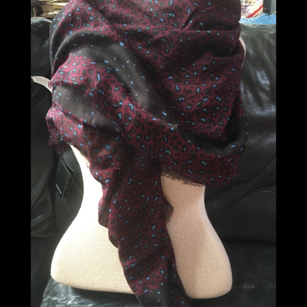 NWT Repeat leopard print scarf/wrap!